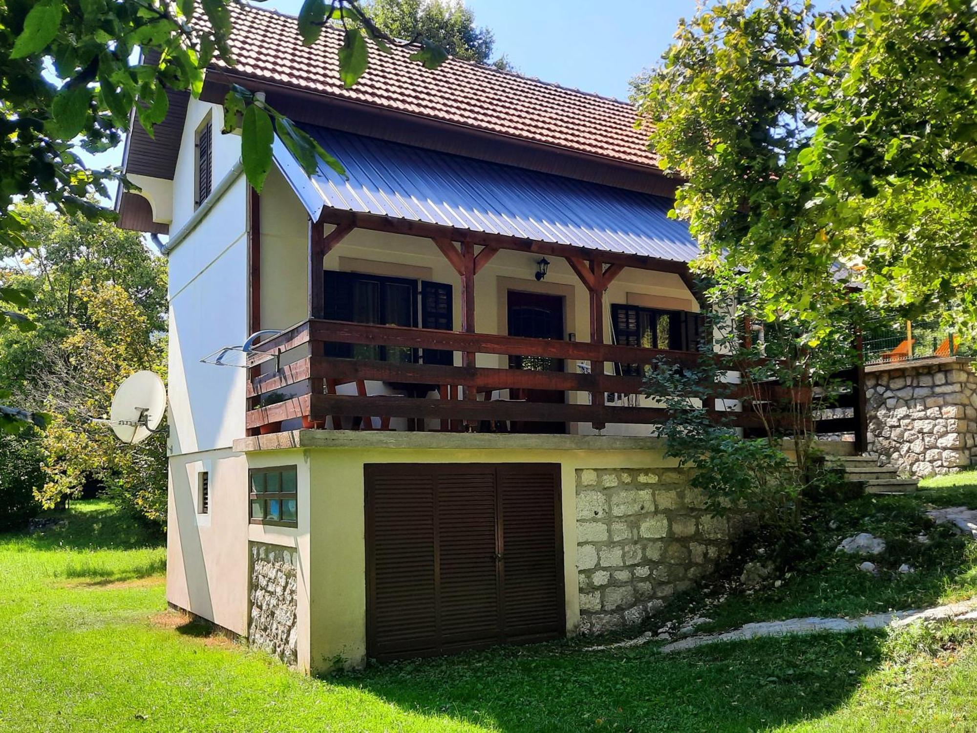Lovcen4Me Villa Cetinje Exterior photo